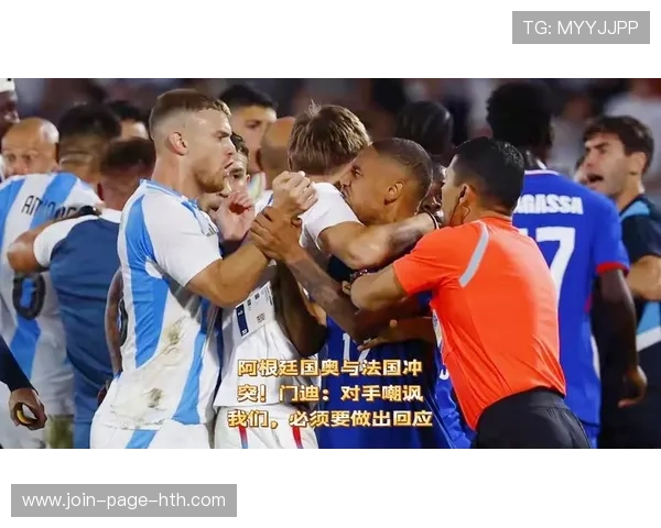 足球门将大脚助攻，反被媒体形容“另类组织者”